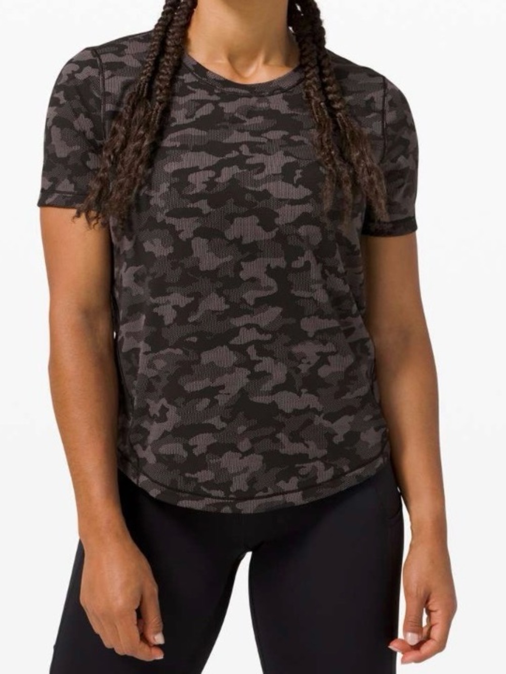 Lululemon Long Distance Short Sleeve
Heritage Camo size 6